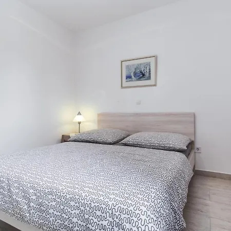 Apartman Mediterraneo Mirko *