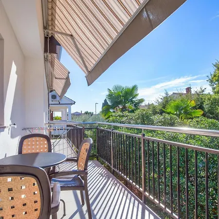 Mediterraneo Mirko Apartment Porec