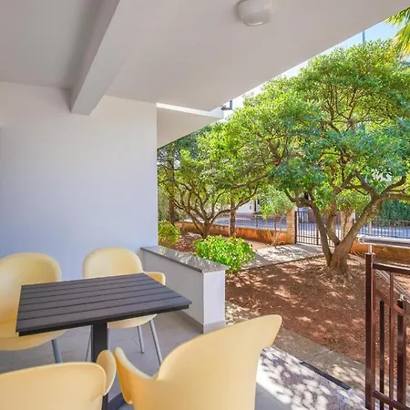Apartmán Mediterraneo Mirko *