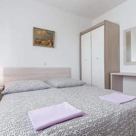 Apartment Mediterraneo Mirko Porec