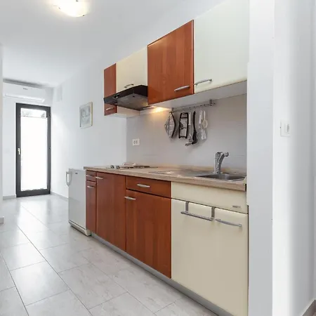 Apartment Mediterraneo Mirko Porec
